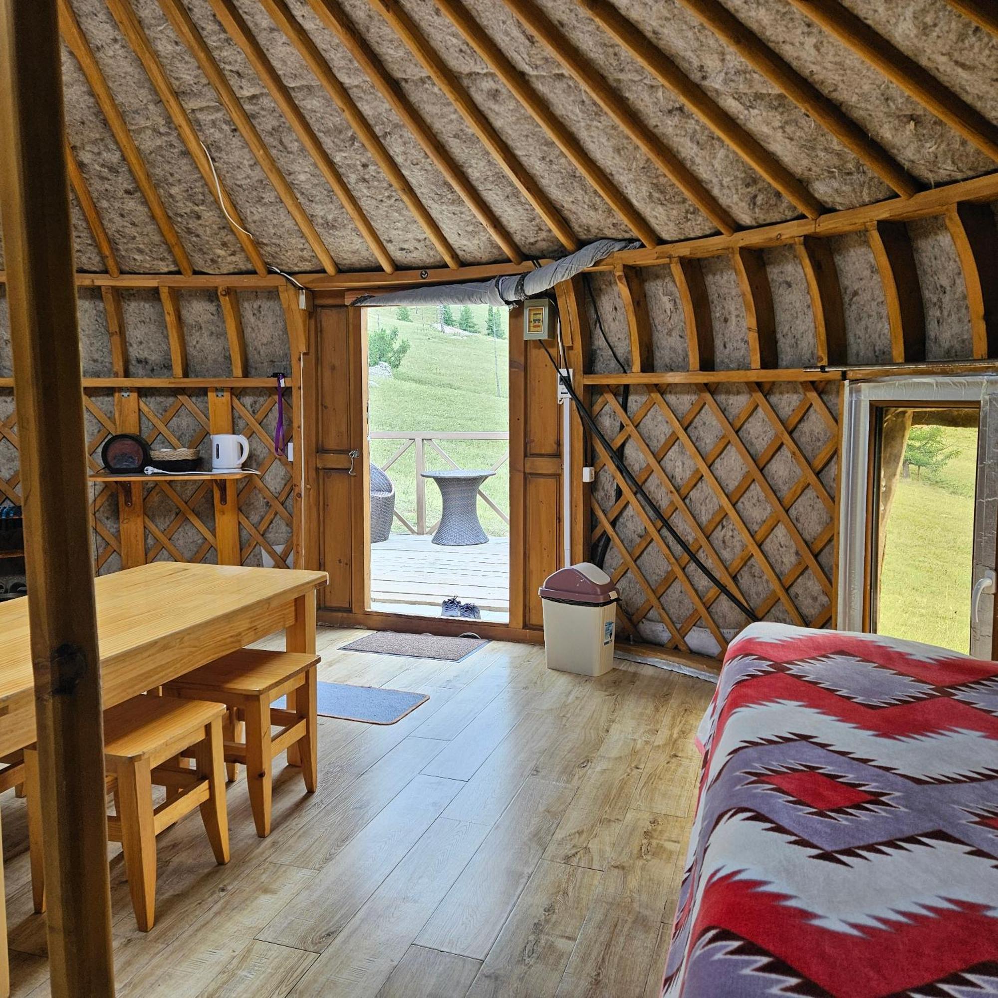 Apache Eco Camp, Terelj Nationalpark Mongolia Ξενοδοχείο Bayan Bulagiin Hural Εξωτερικό φωτογραφία